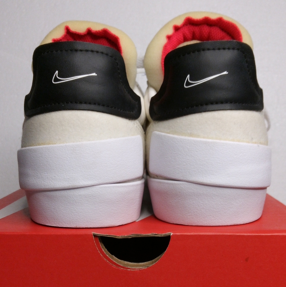 Nike Drop Type LX Label Collection - Picture 6 of 8